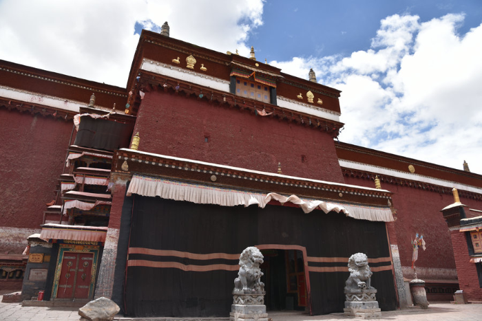 Un recorrido por el monasterio budista tibetano Sakya 1